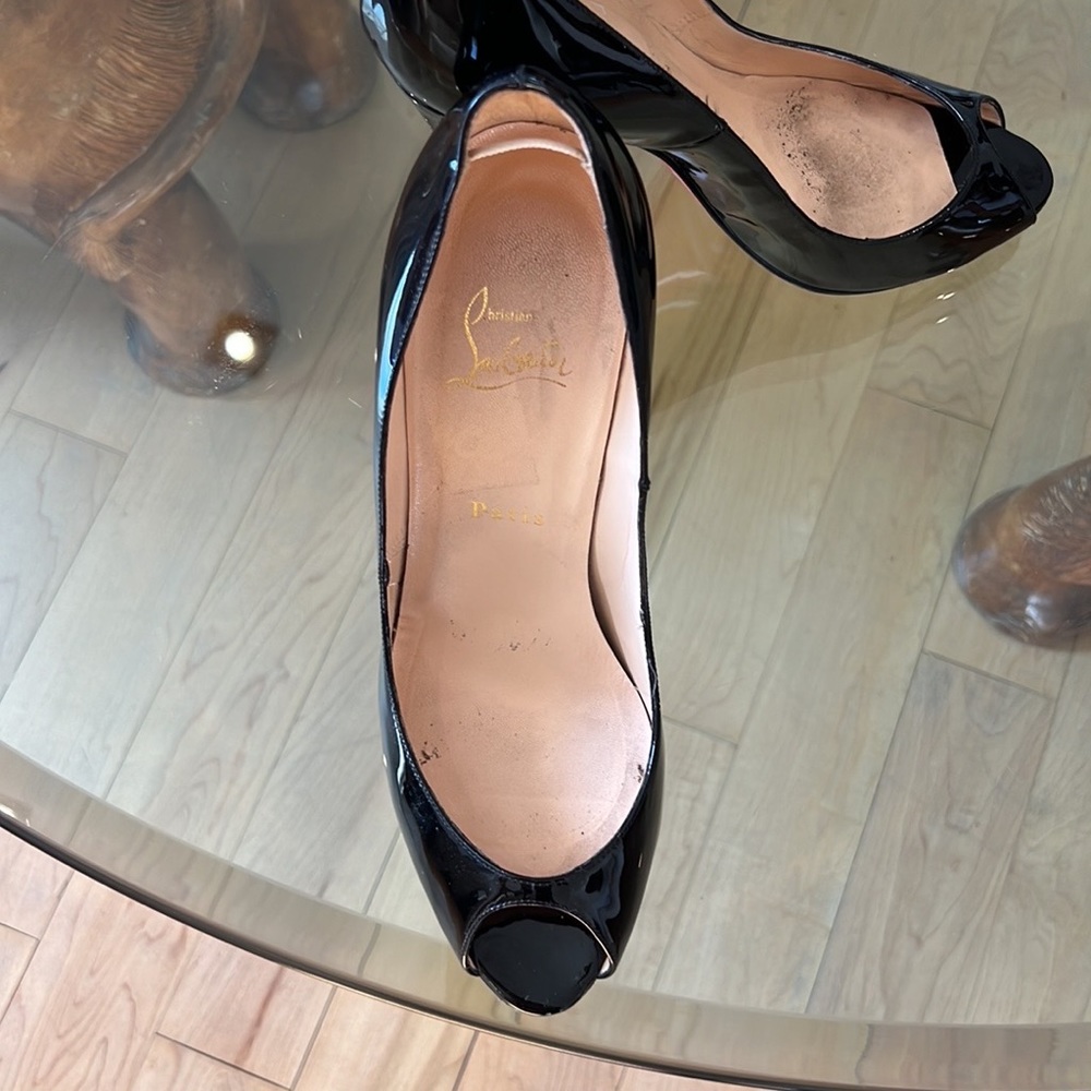 Black Patent Leather Christian Louboutin Peep Toe Stiletto - Size 40 - Picture 4 of 10